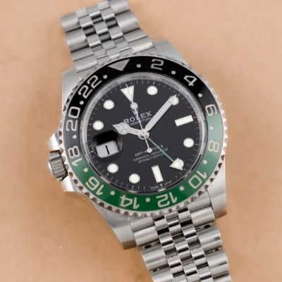 391810
