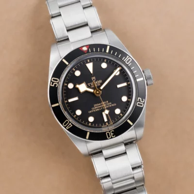392551