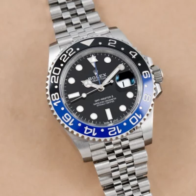393206