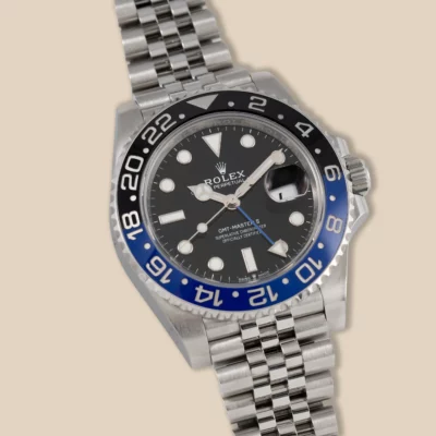 393903