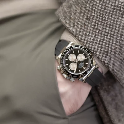 394107