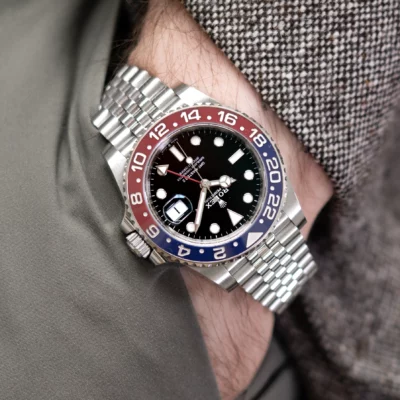 394242